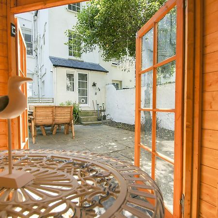 Brunswick Garden Studio - Patio - By Brighton Holiday Lets 외부 사진